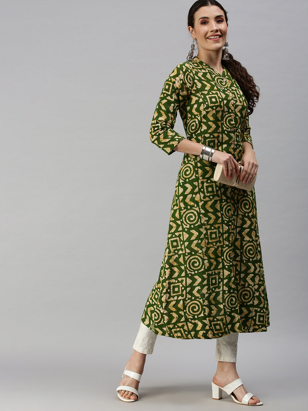 Women Mandarin Collar Printed Green A-Line Kurta