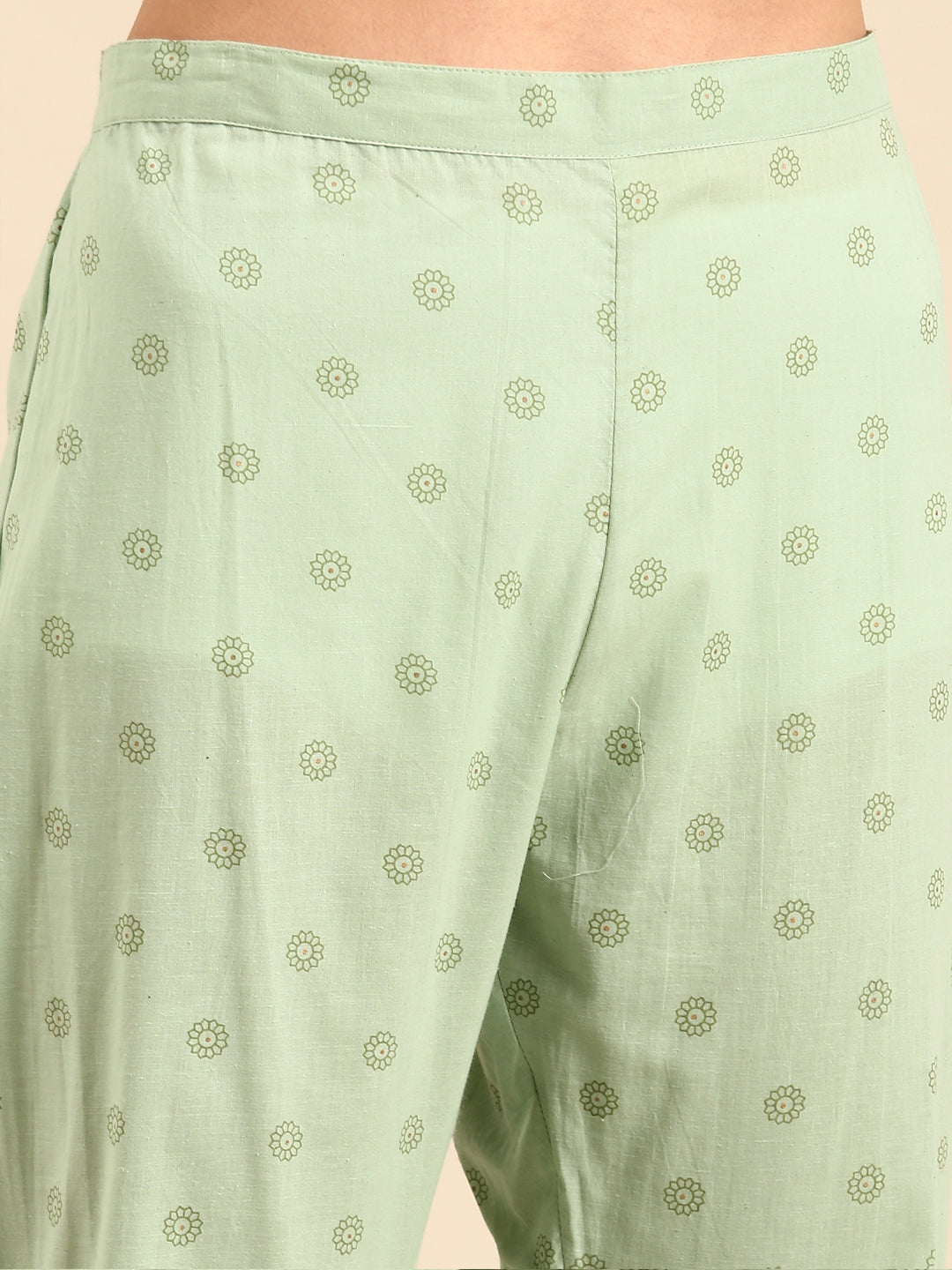 Women Floral Green Straight Kurta Set with Dupatta