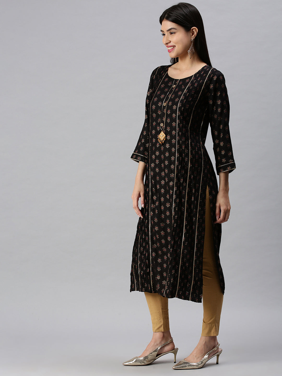 Women Straight Black Printed Kurta and Trousers