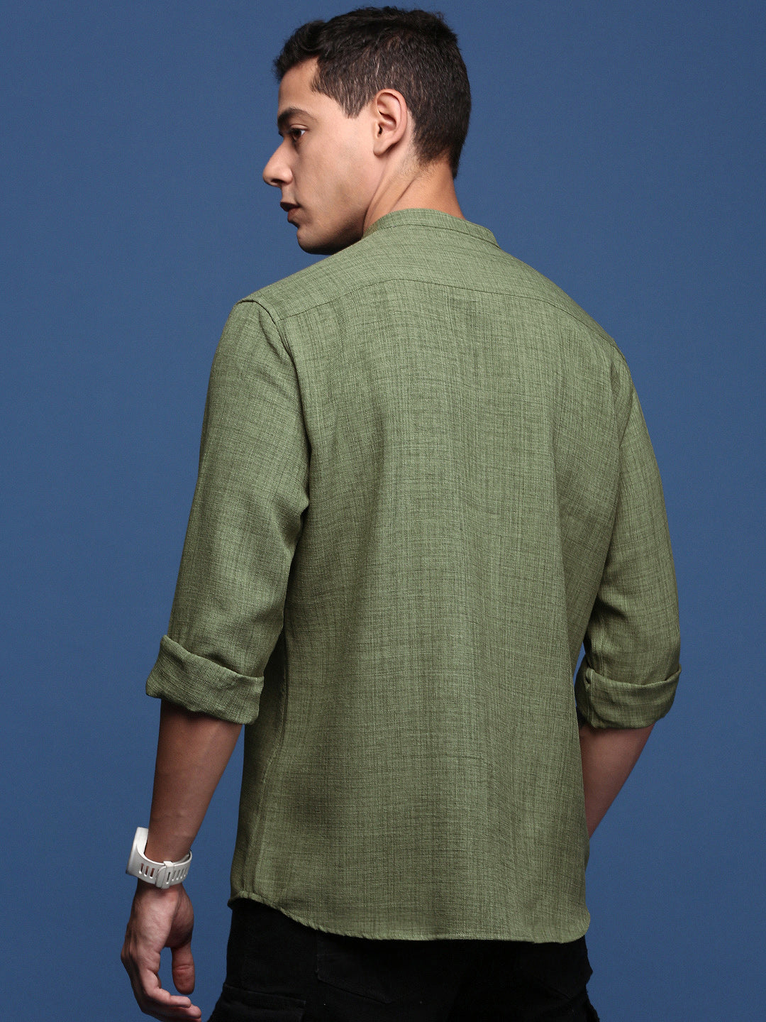 Men Mandarin Collar Solid Green Slim Fit Shirt