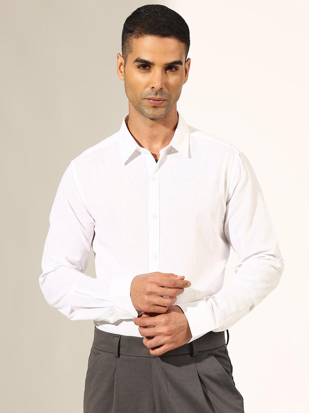 Men's White Regular Fit Formal Shirt