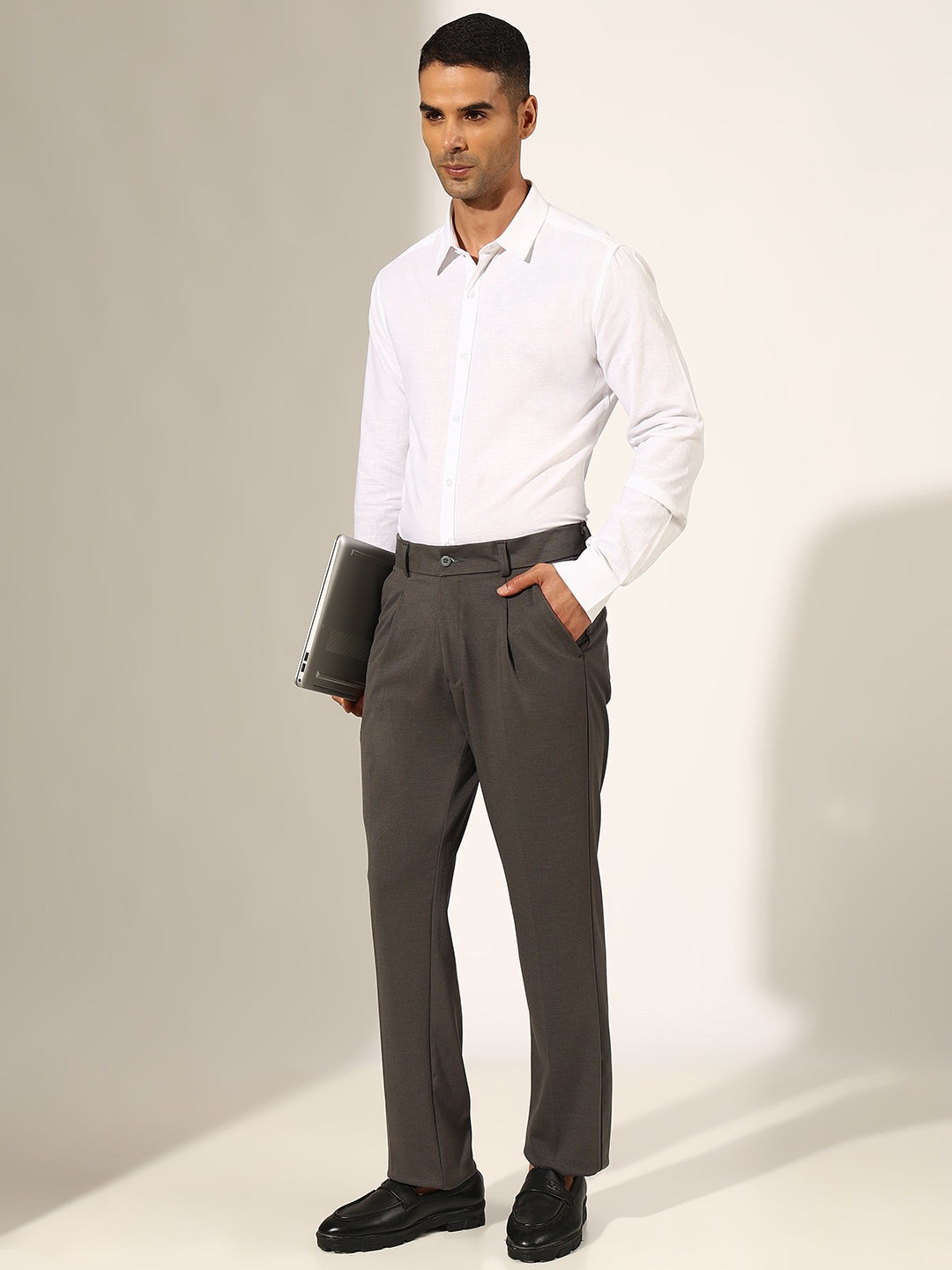 Men's White Regular Fit Formal Shirt