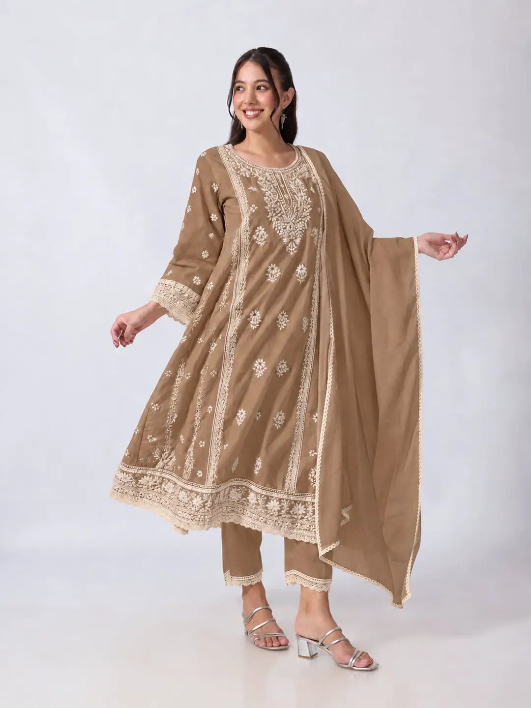 Women's Floral Embroidered Beige Anarkali Kurta Pant Set with Lace Detailing