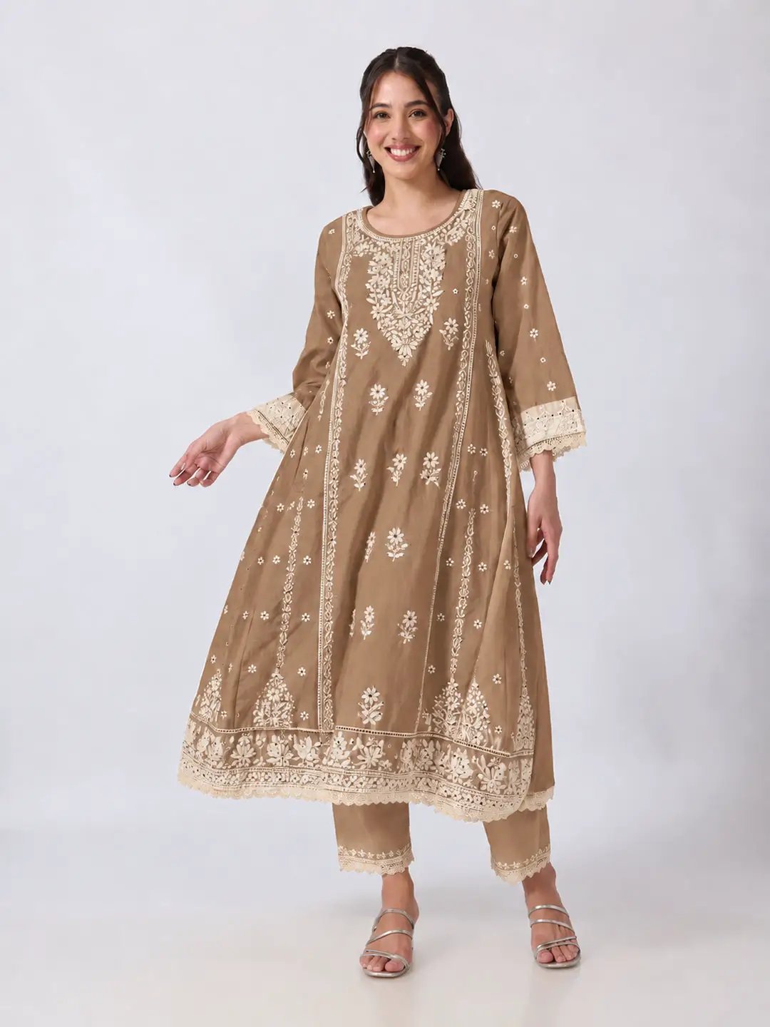 Women's Floral Embroidered Beige Anarkali Kurta Pant Set with Lace Detailing