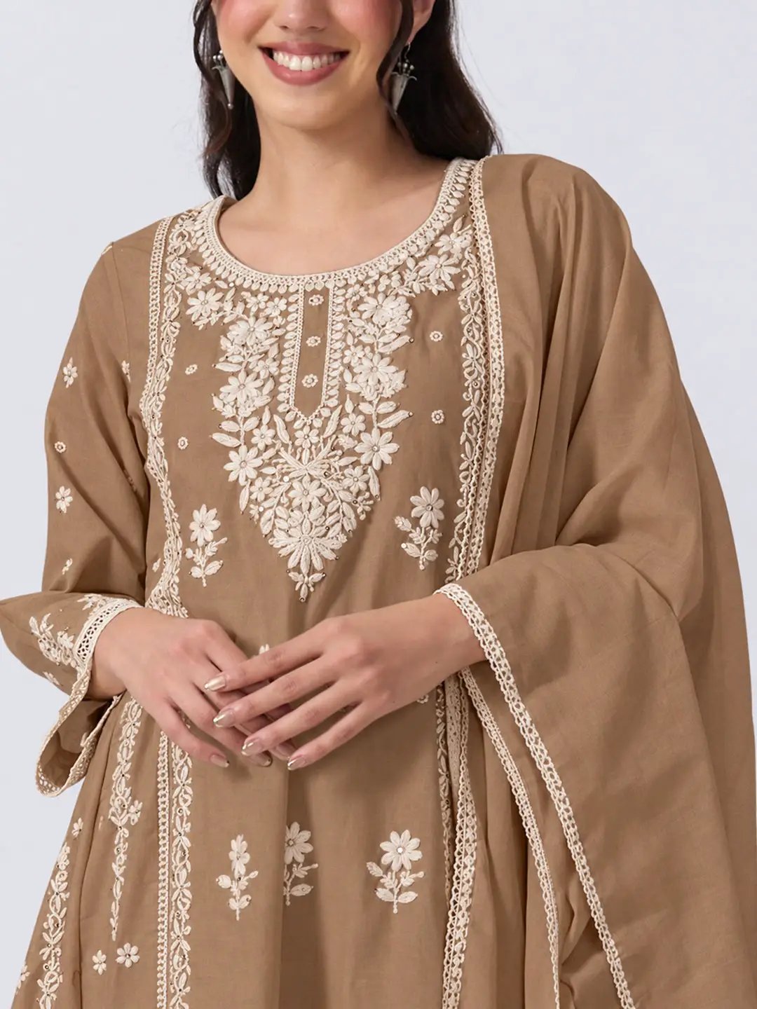 Women's Floral Embroidered Beige Anarkali Kurta Pant Set with Lace Detailing