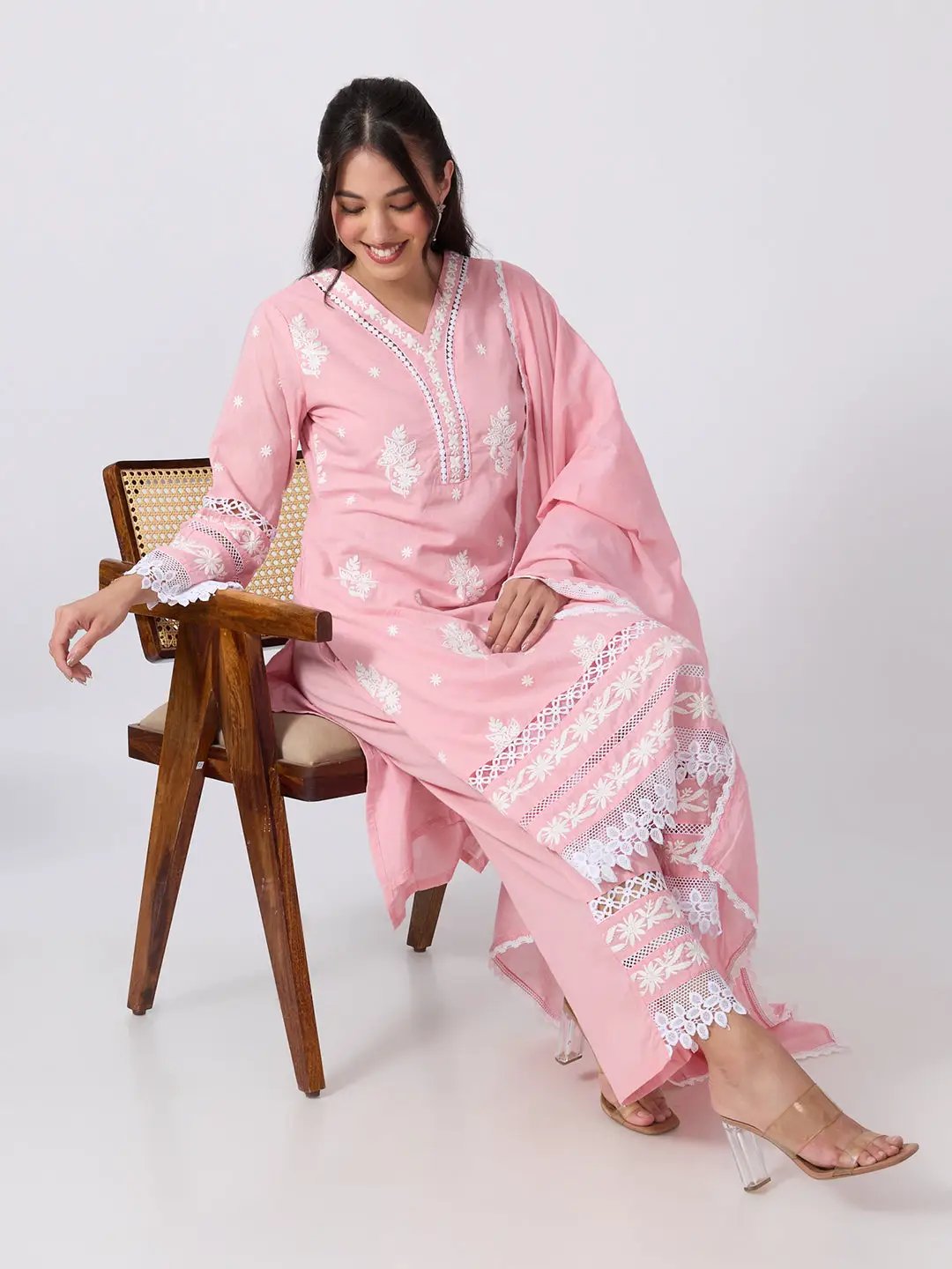 Women's Floral Embroidered Pink Kurta Pant Set with White Lace Detailing