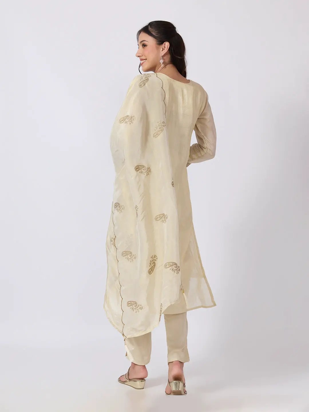 Women's Floral Embroidered Beige Straight Fit Kurta Pant Set with Scalloped Dupatta