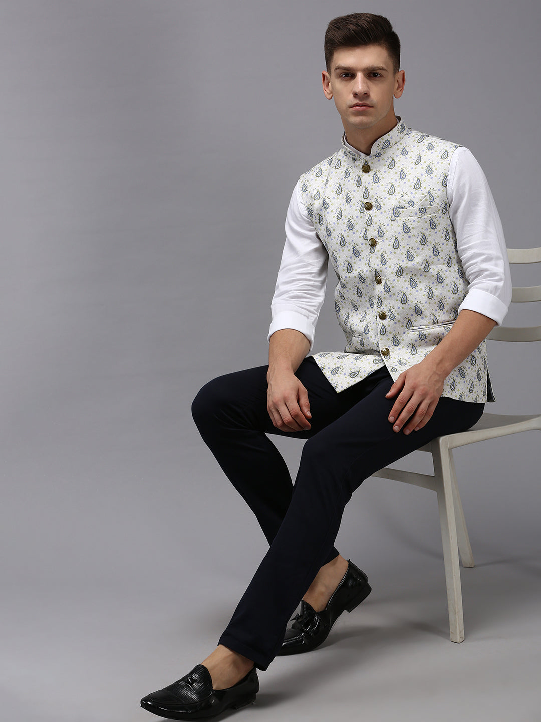 Men Mandarin Collar Printed Cream Nehru Jacket