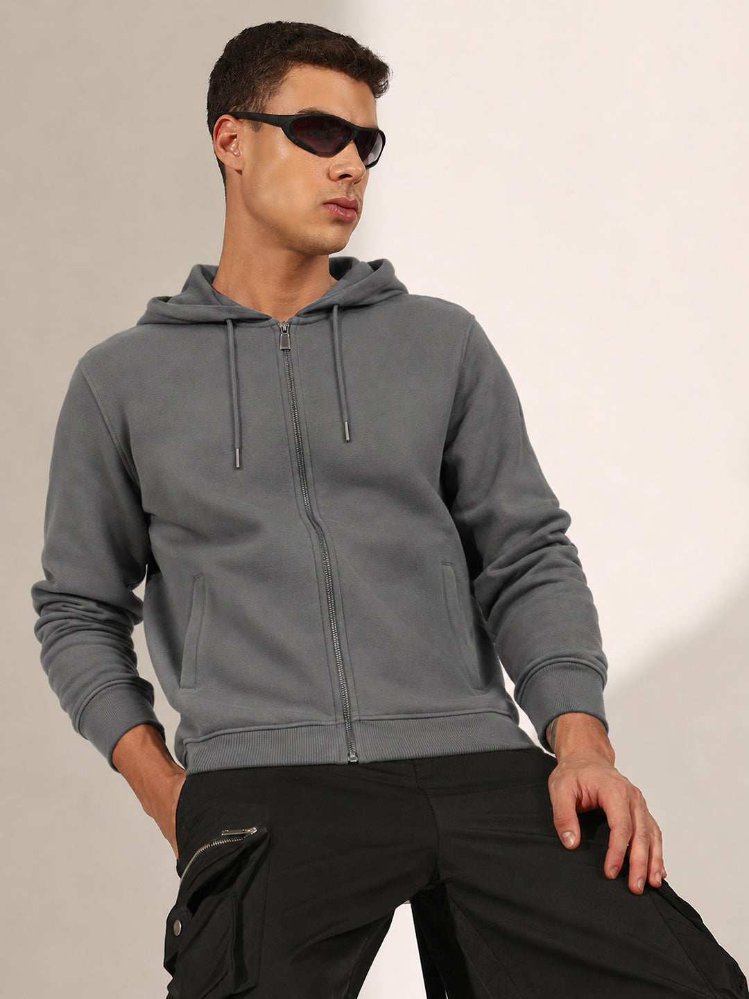 Men’s Grey 360 GSM Hooded Zip-Up Sweatshirt with Drawstring and Pockets