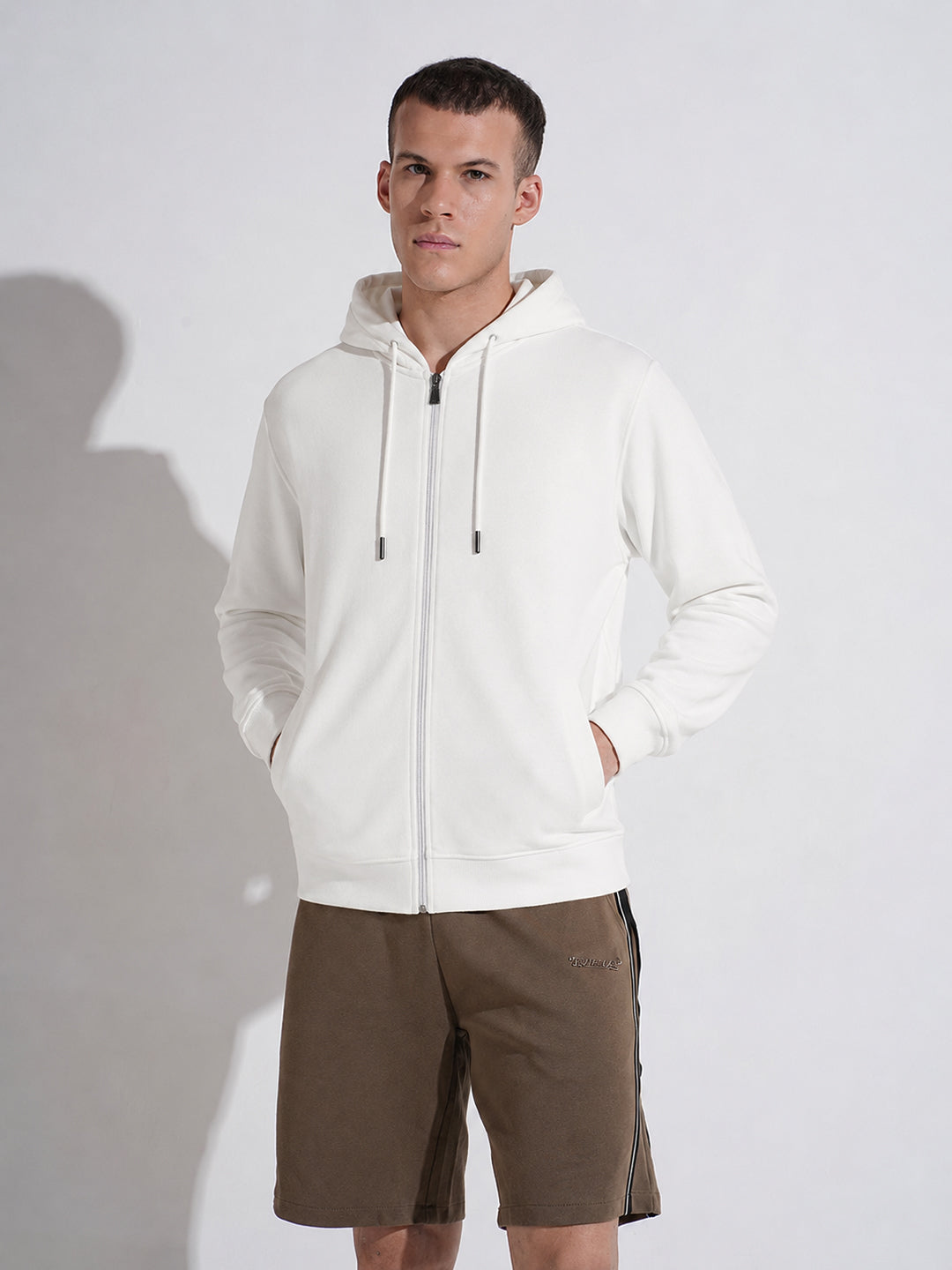 Men’s White 360 GSM Hooded Zip-Up Sweatshirt with Drawstring and Pockets