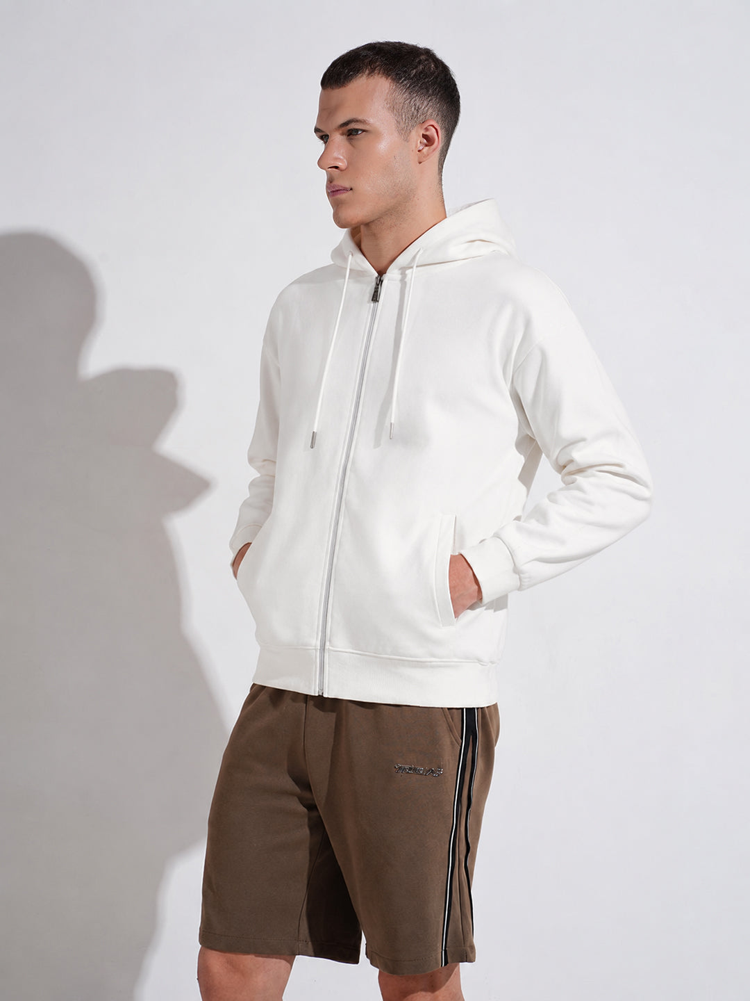 Men’s White 360 GSM Hooded Zip-Up Sweatshirt with Drawstring and Pockets