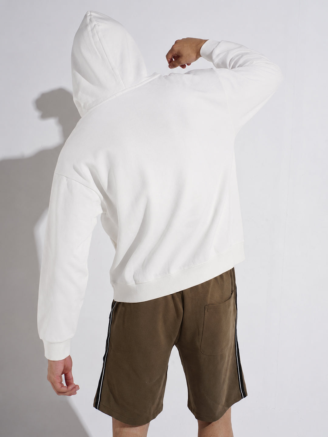 Men’s White 360 GSM Hooded Zip-Up Sweatshirt with Drawstring and Pockets