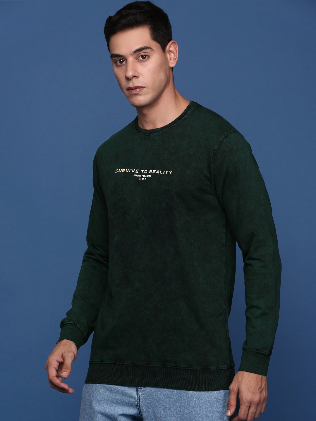 Men Round Neck Solid Green Pullover