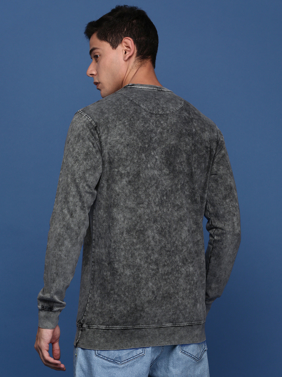 Men Round Neck Solid Grey Pullover