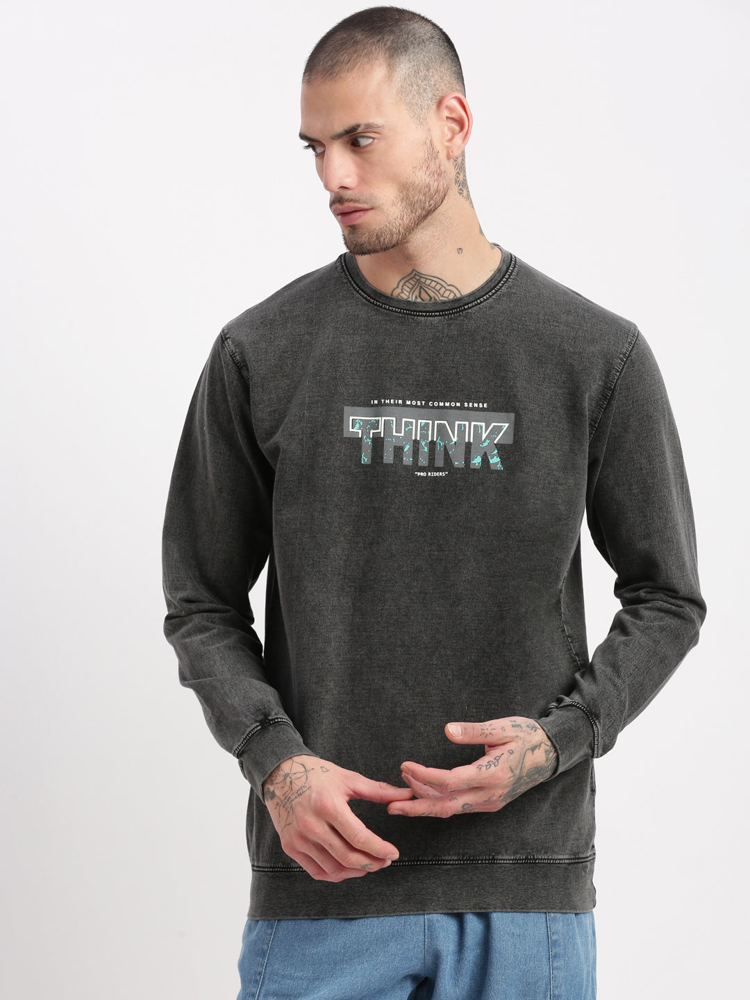 Men Grey Solid Round Neck Pullover