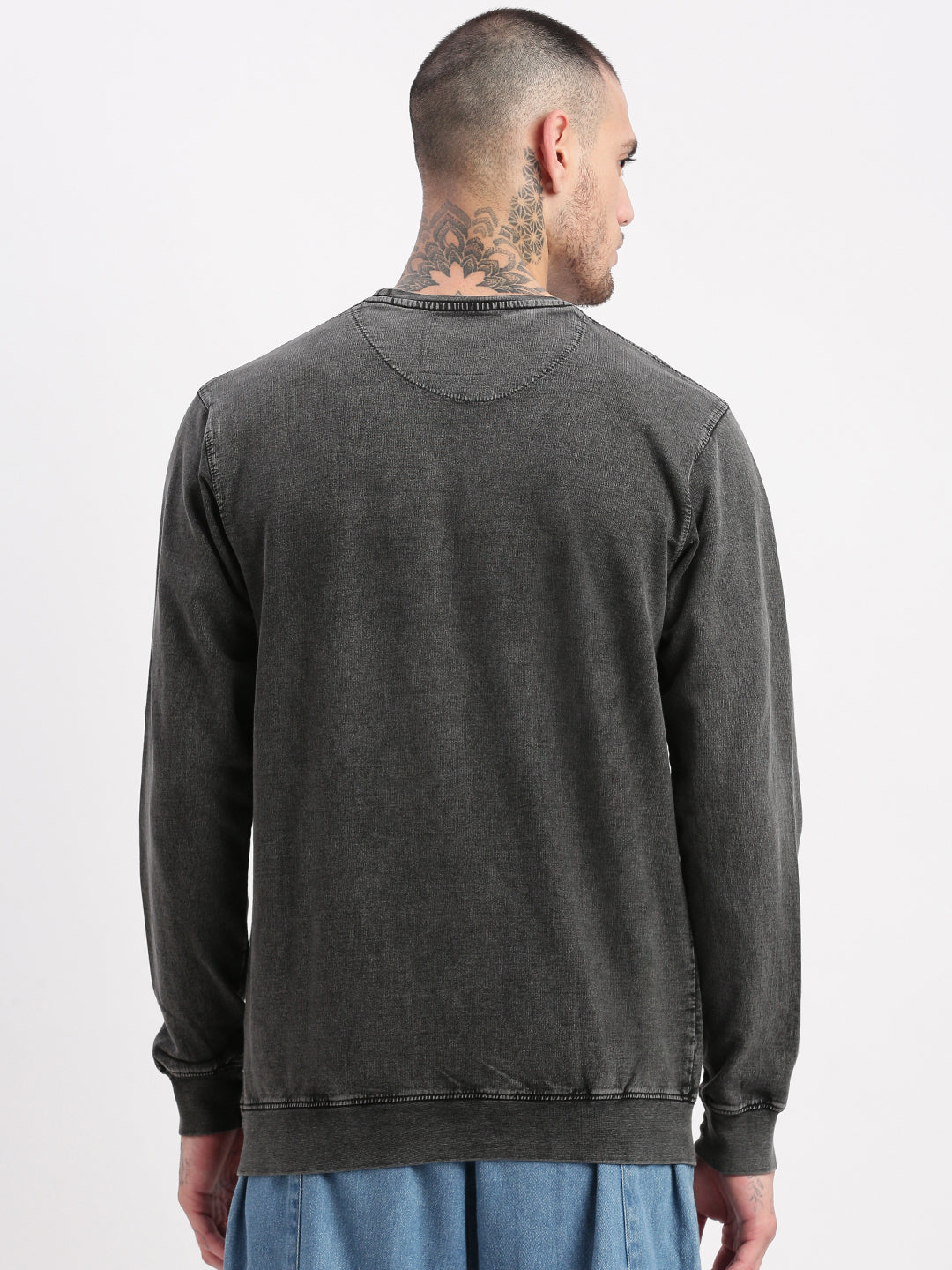 Men Grey Solid Round Neck Pullover