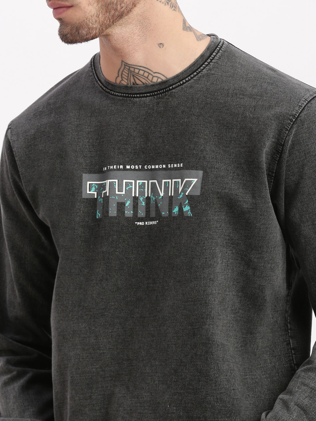 Men Grey Solid Round Neck Pullover