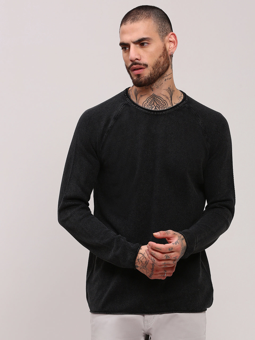 Men Black Solid Sweater