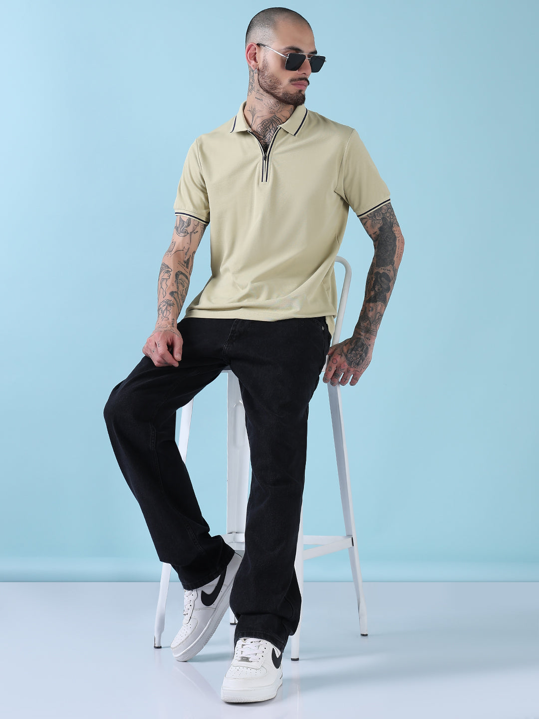 Men's Green Solid Polo Collar T-Shirt