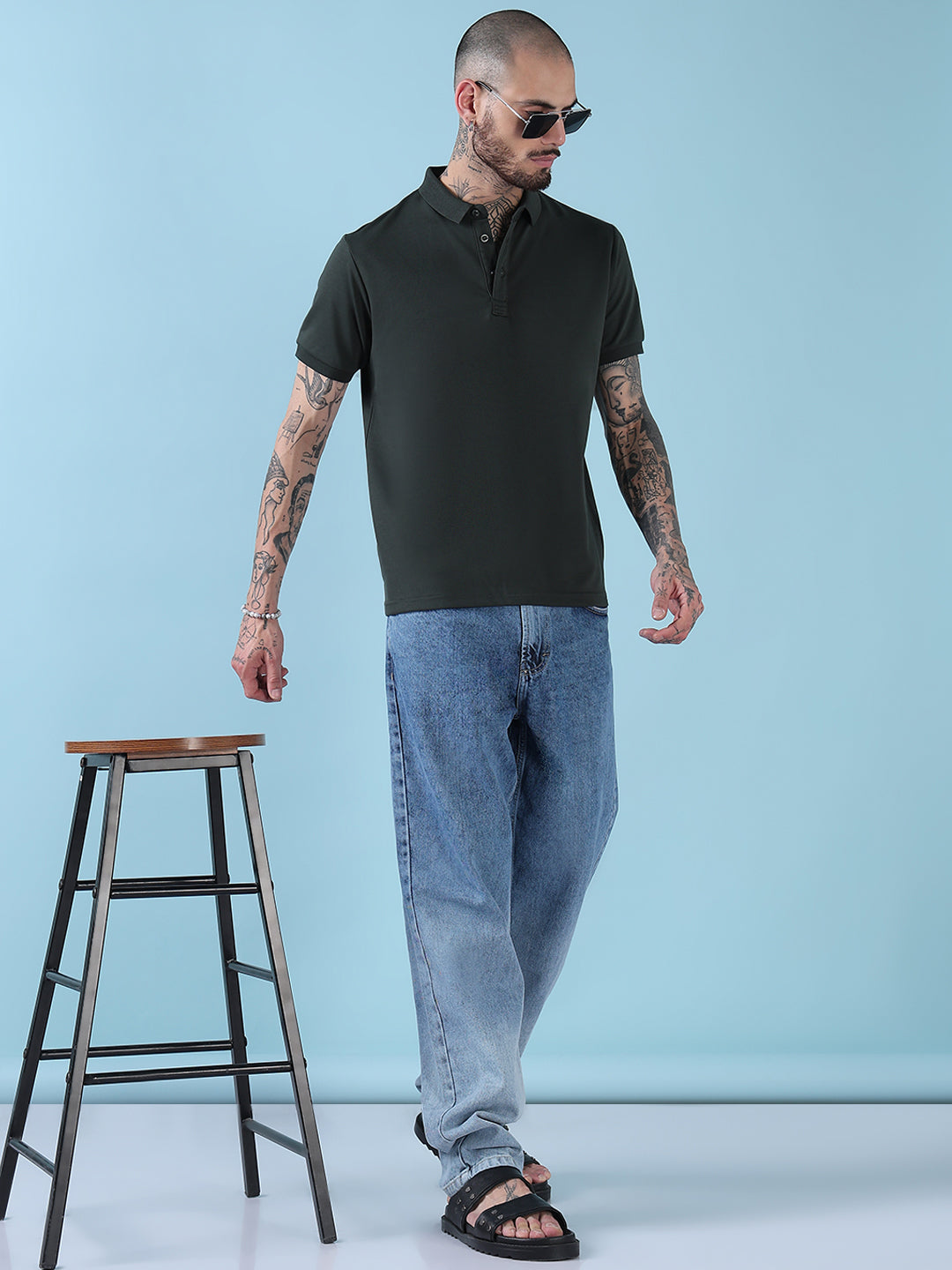 Men's Green Solid Polo Collar Short Sleeves T-Shirt