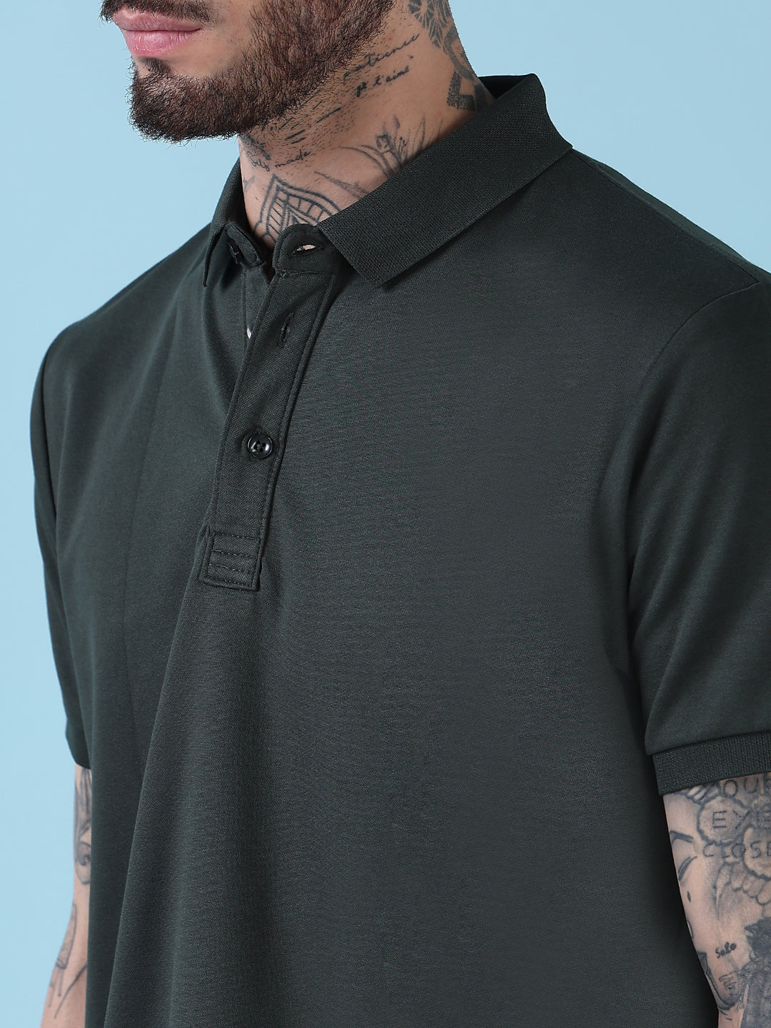 Men's Green Solid Polo Collar Short Sleeves T-Shirt