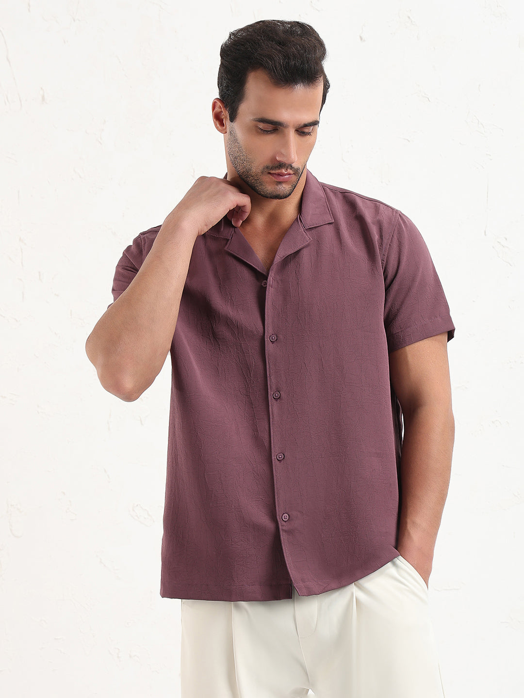 Men's Mauve Cuban Collar Solid Relaxed Fit Shirt