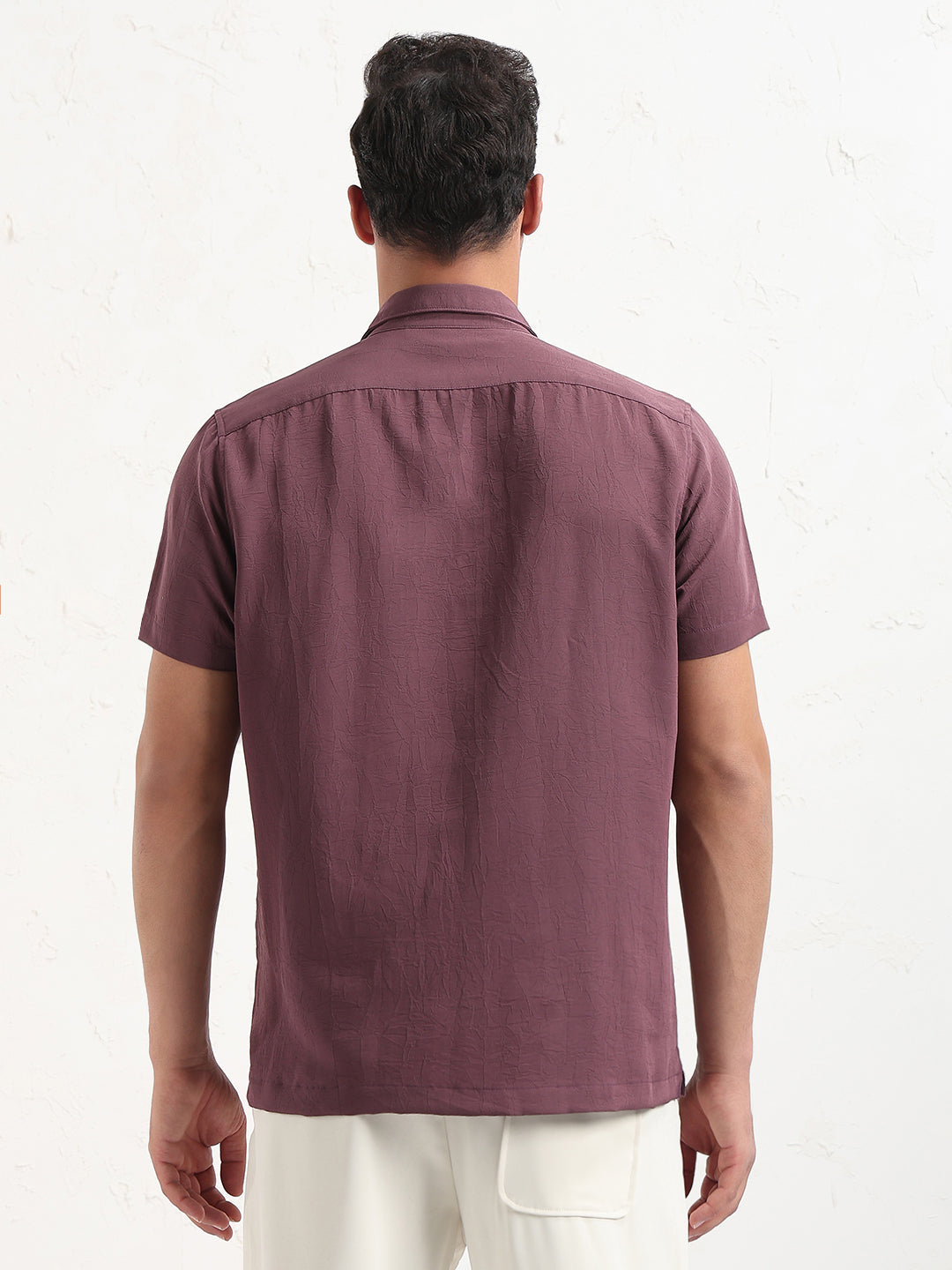 Men's Mauve Cuban Collar Solid Relaxed Fit Shirt