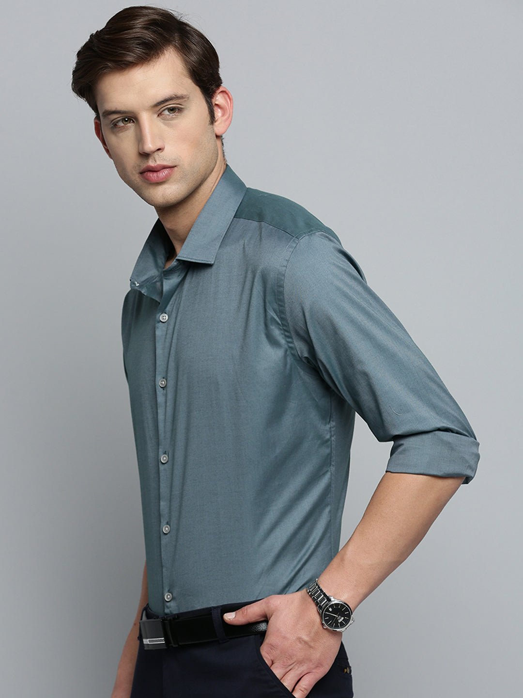 Men's Spread Collar Solid Grey Shirt