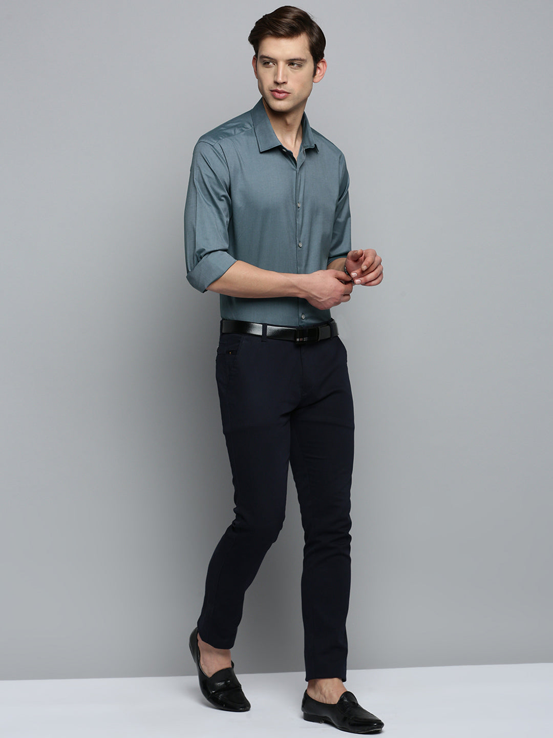 Men's Spread Collar Solid Grey Shirt