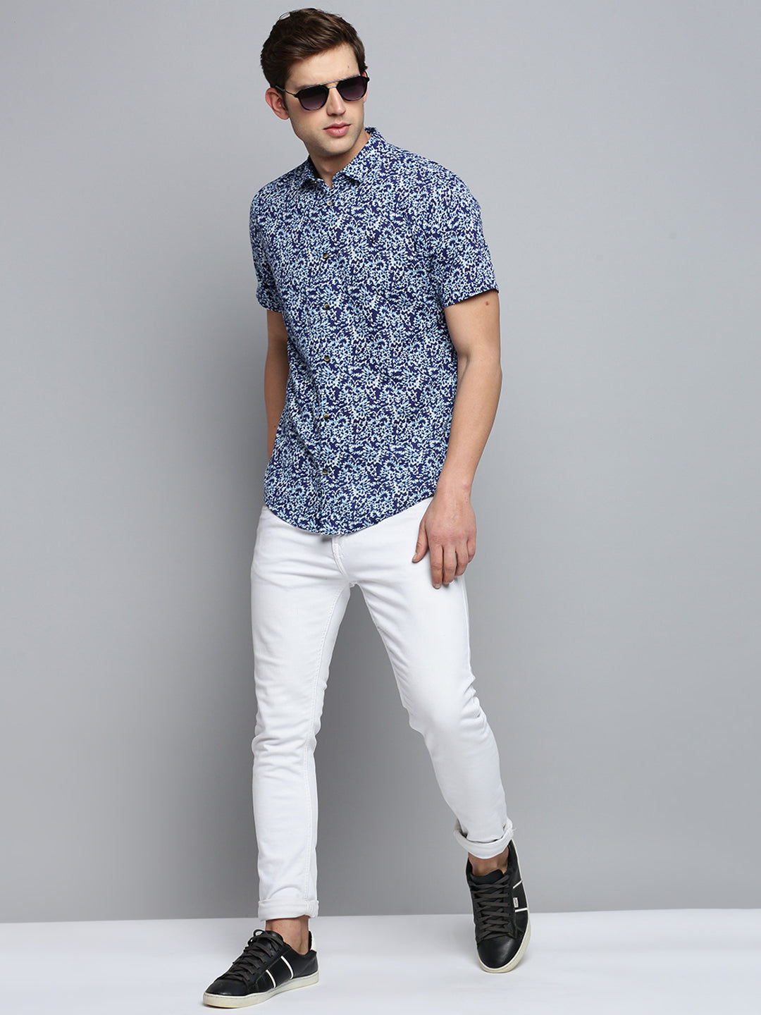 Men Spread Collar Printed Navy Blue Shirt