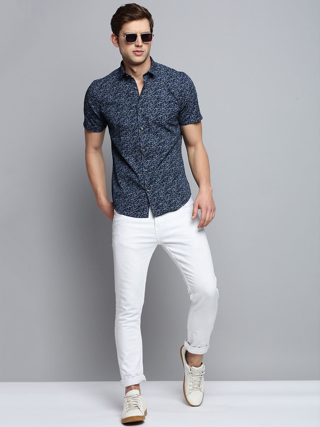 Men Spread Collar Printed Navy Blue Shirt