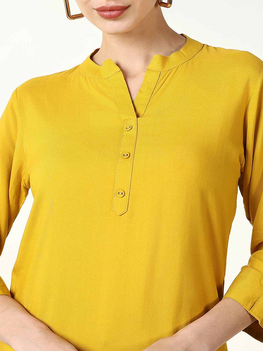 Women Yellow Solid Straight Kurti