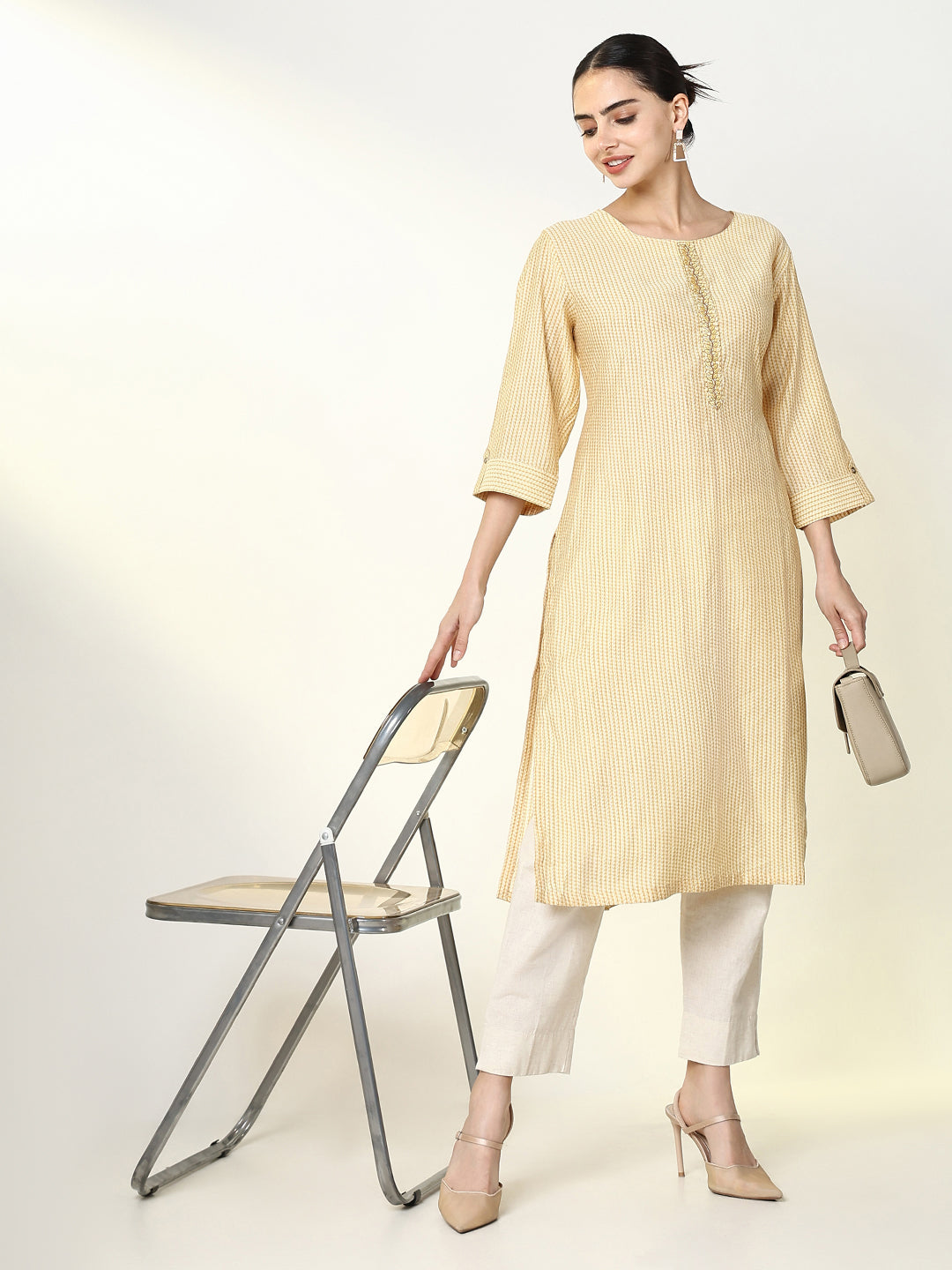 Women Yellow Geometric Straight Kurta