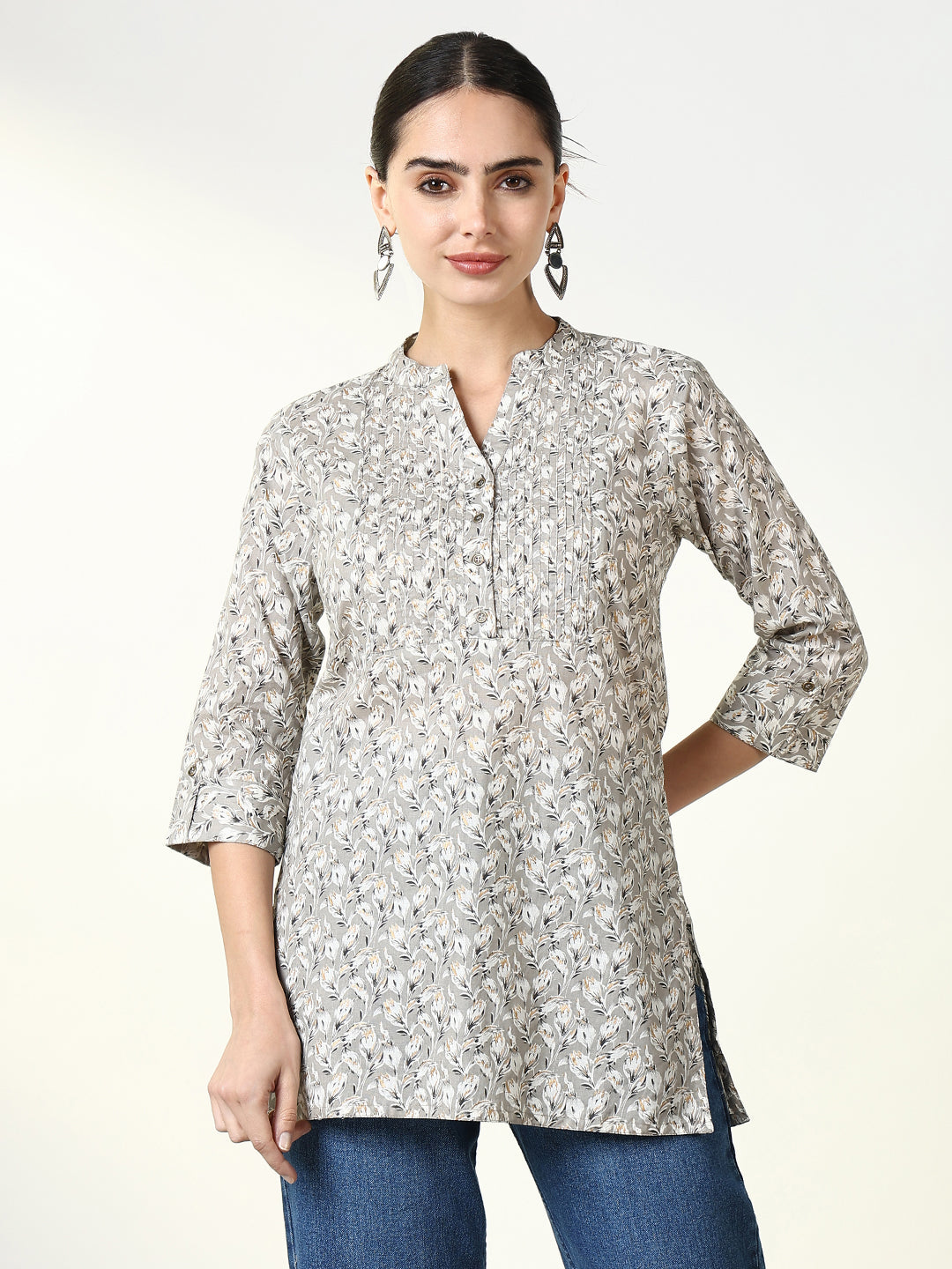 Women Grey Floral Straight Kurti