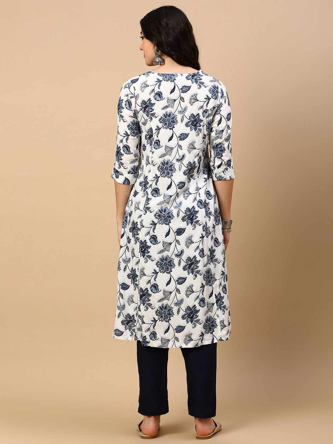 Women White Floral Straight Kurta