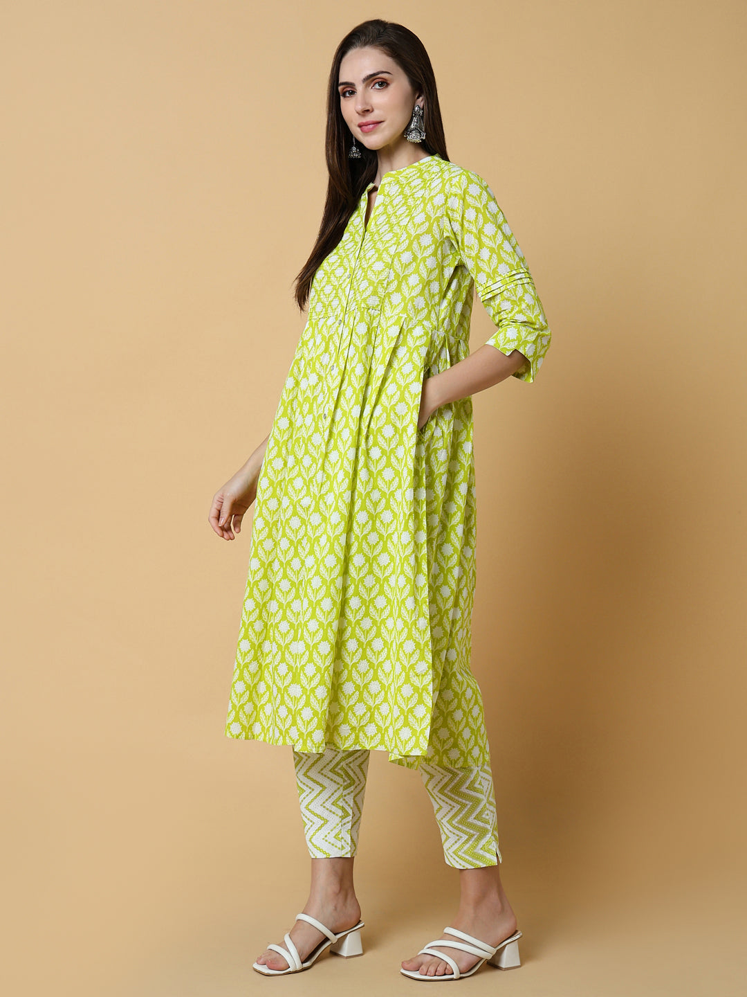 Women Floral Green Anarkali Kurta Set with Dupatta