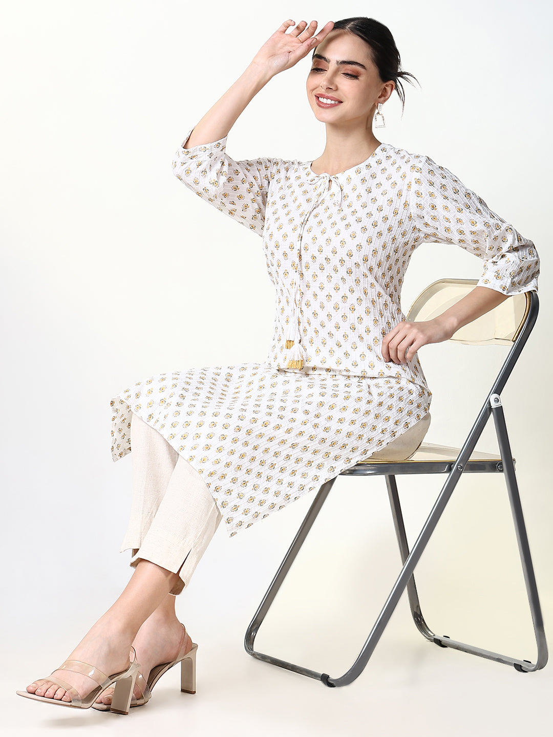 Women White Floral Straight Kurta