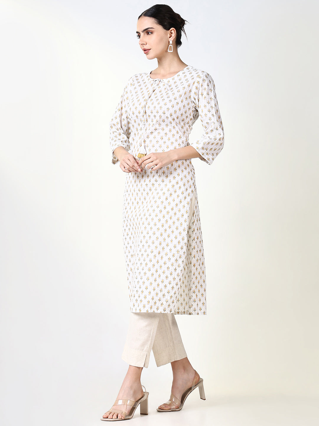 Women White Floral Straight Kurta