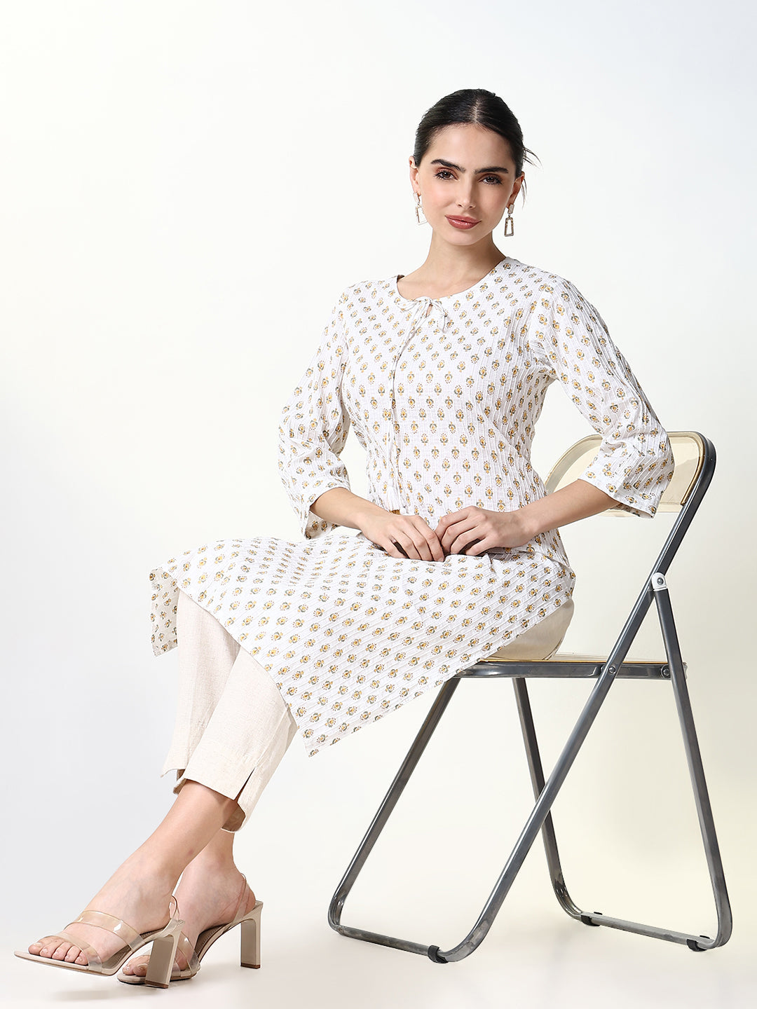 Women White Floral Straight Kurta