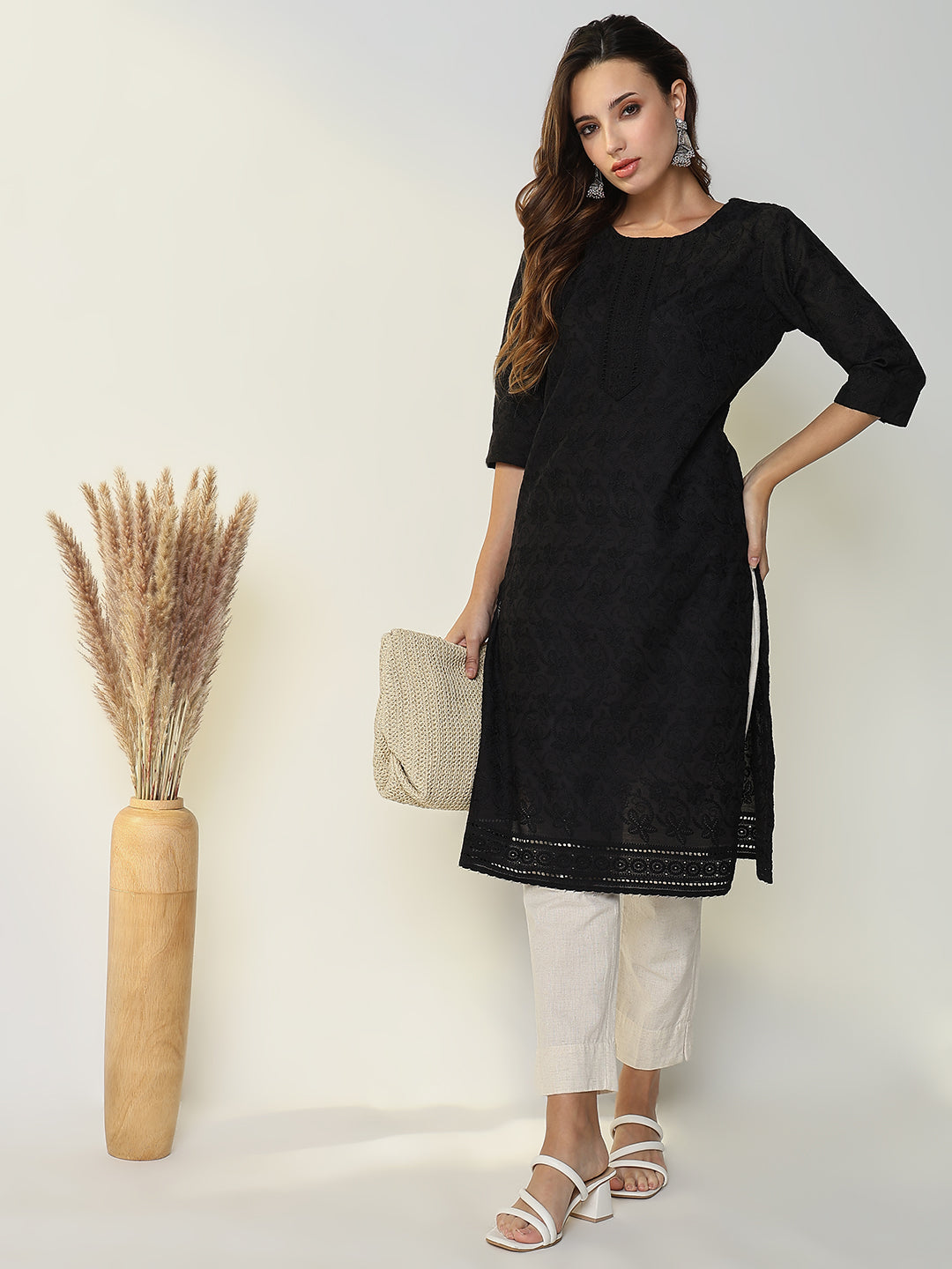 Women Black Embroidered Straight Kurta