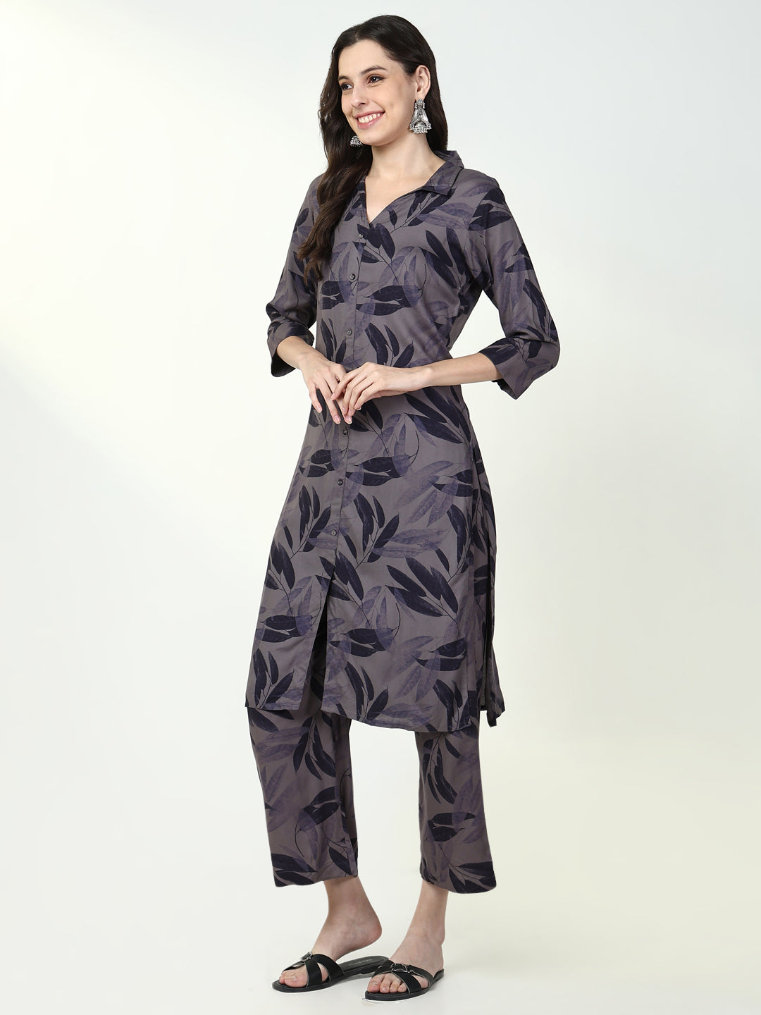 Women Floral Grey Straight Kurta Set