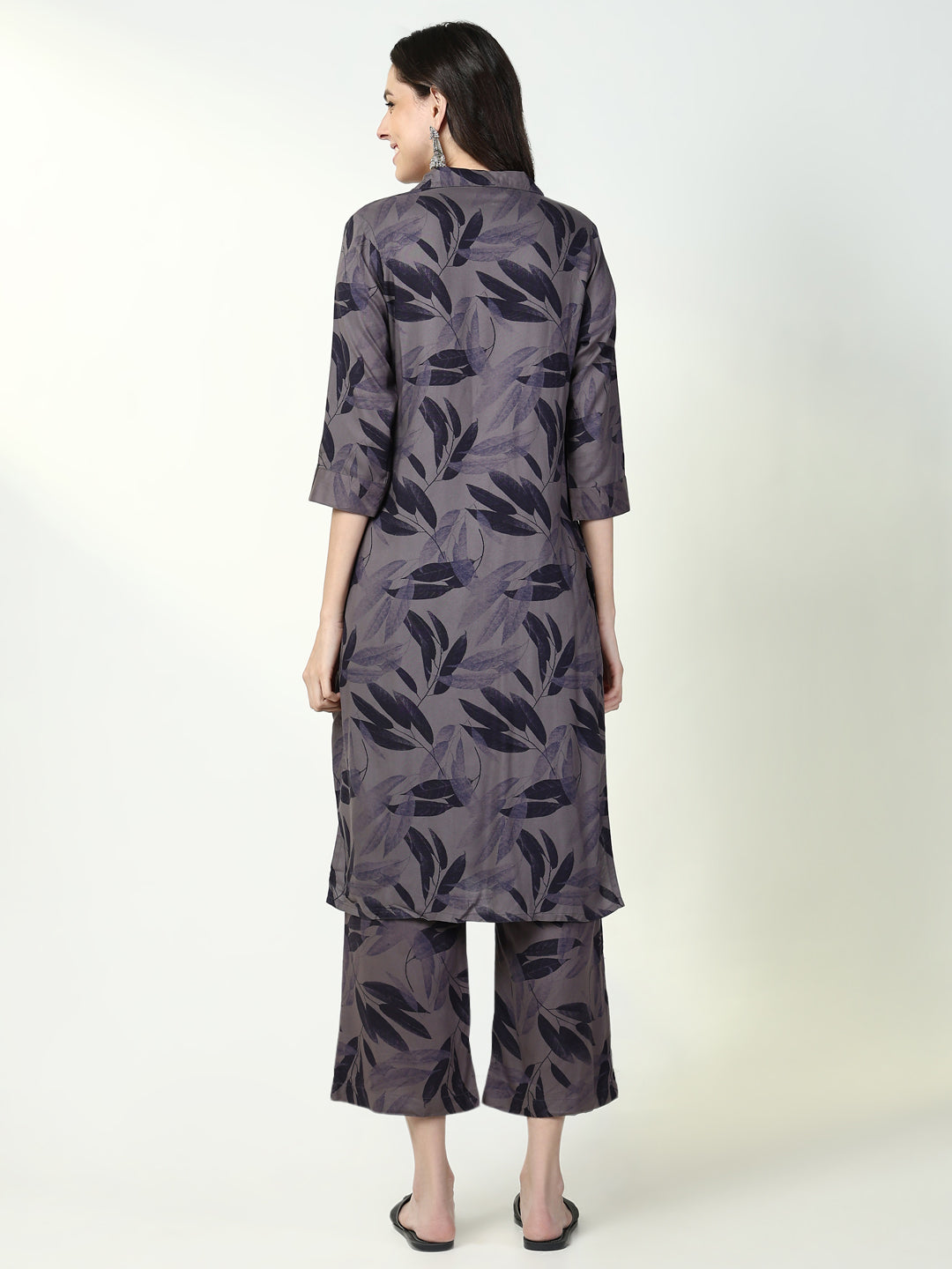 Women Floral Grey Straight Kurta Set