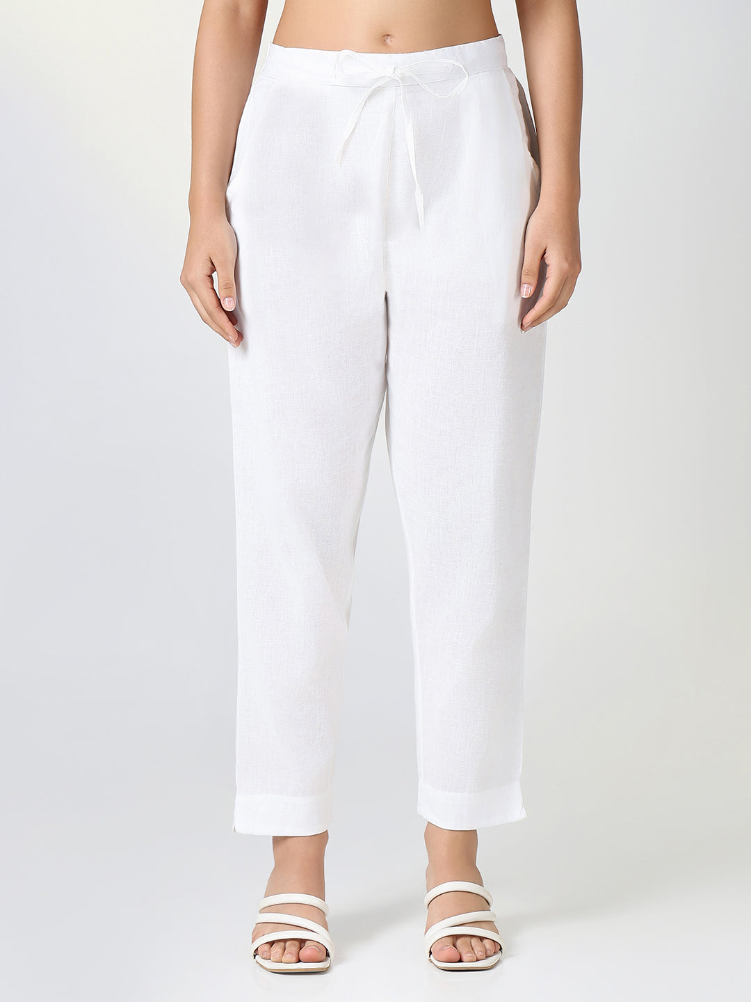 Women Solid White Slim Fit Trousers