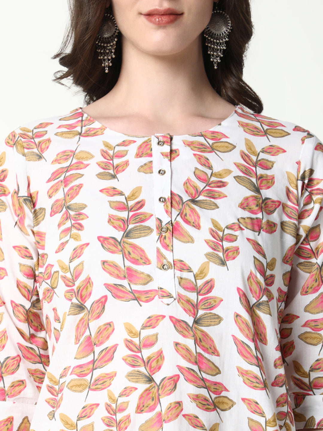 Women Peach Floral Straight Kurta