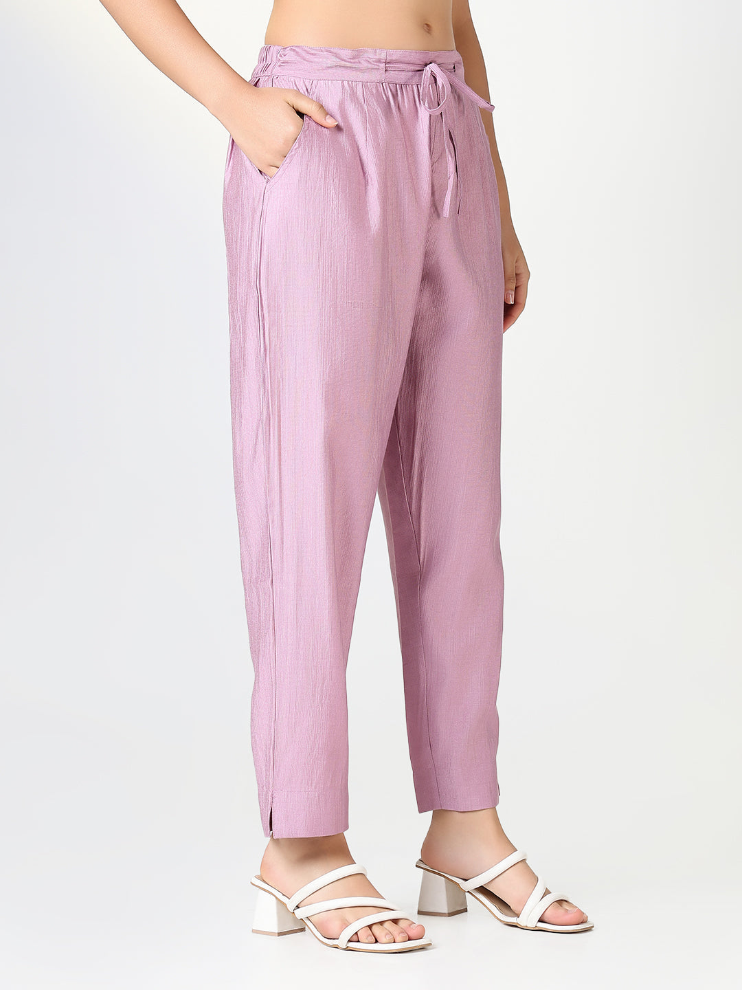 Women Solid Mauve Slim Fit Trousers