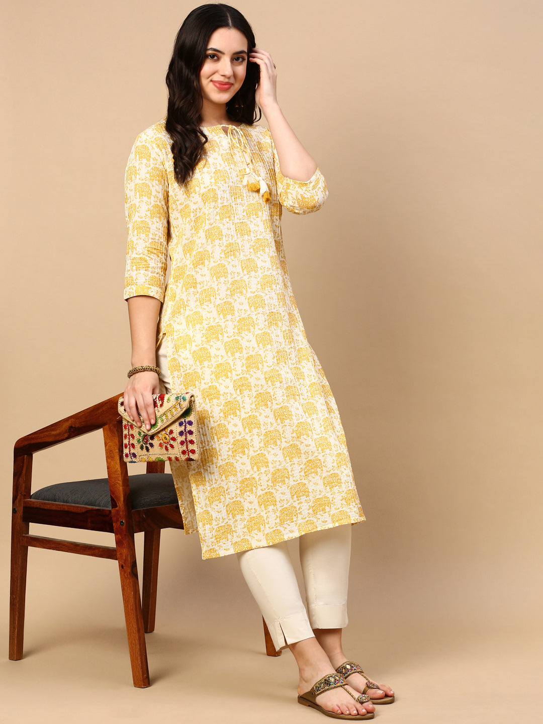 Women Yellow Graphic Straight Kurta