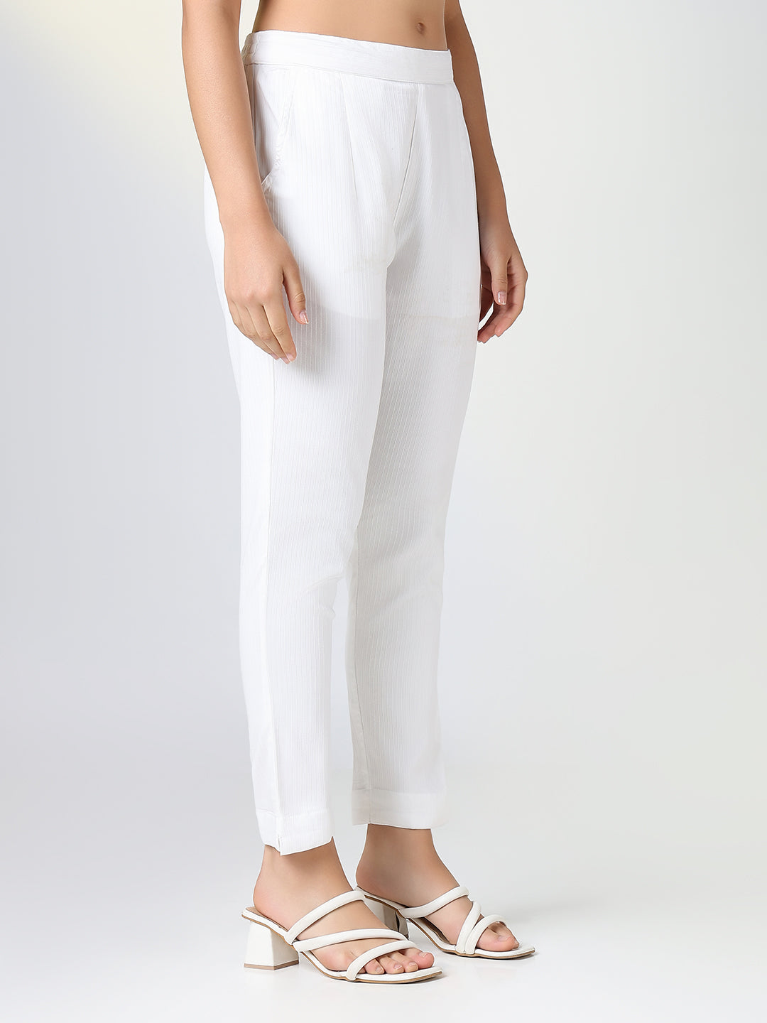 Women Solid White Slim Fit Cigarette Trousers