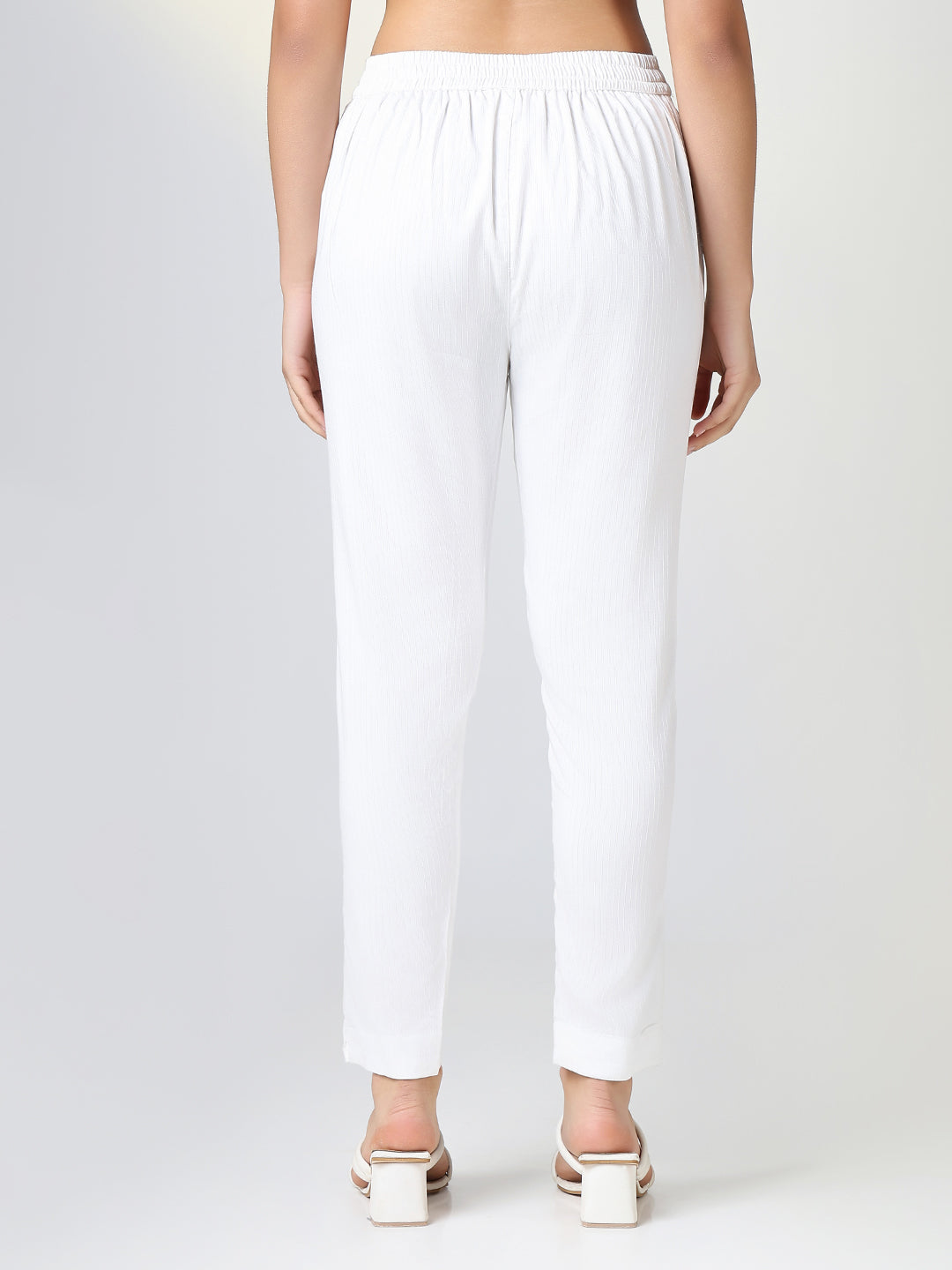 Women Solid White Slim Fit Cigarette Trousers