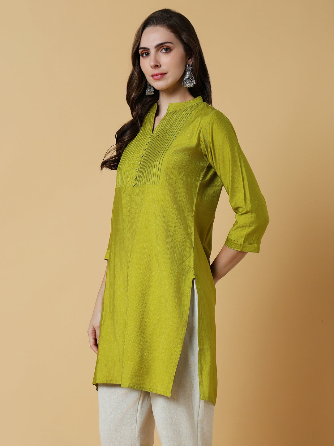 Women Green Solid Straight Kurti