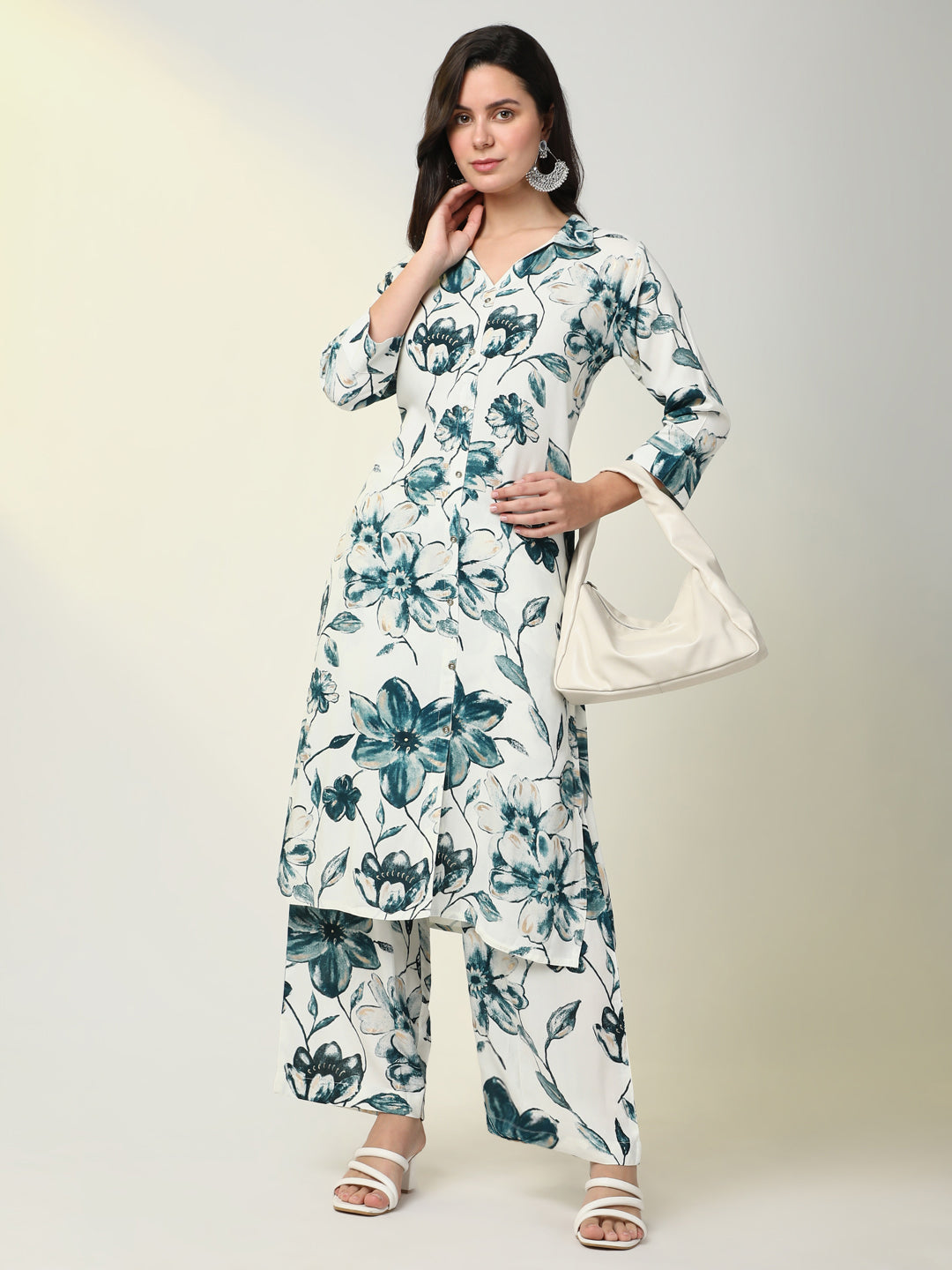 Women Teal Floral Straight Kurta Set